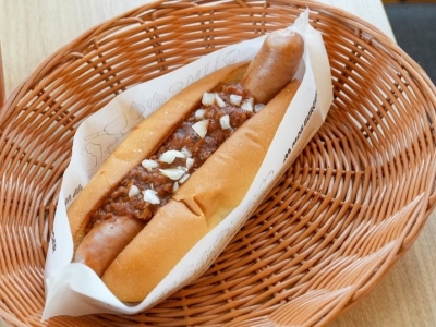 編集部任意記事｜モスバーガーの「チリドッグ」